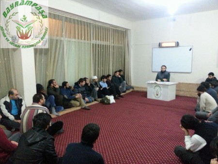 İnsanlar İsyandayken Biz Secdedeydik